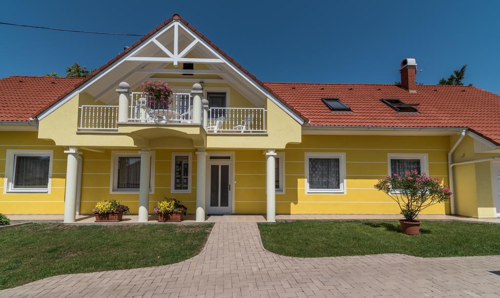 Topaz Apartmanhazak Balatongyörök Eksteriør bilde
